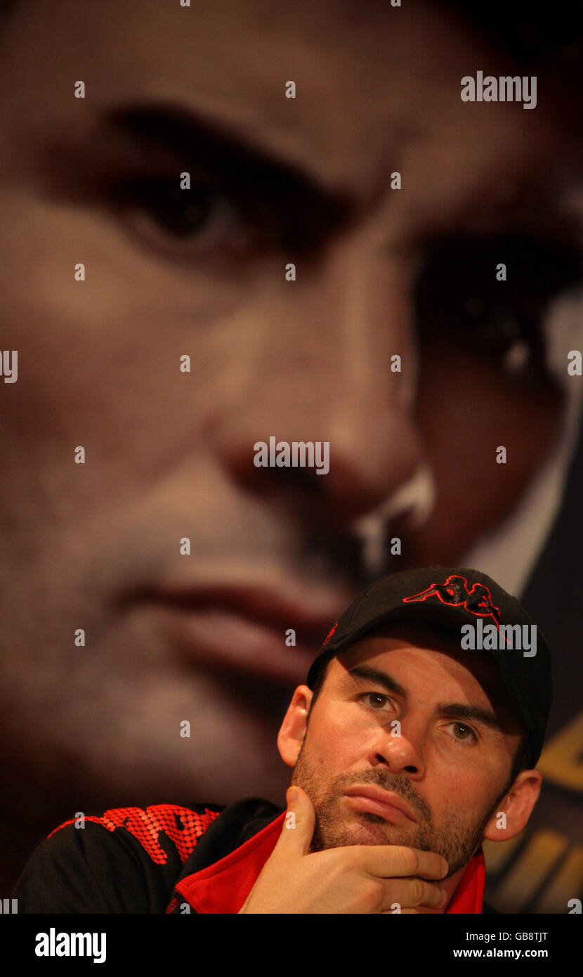Boxen - Joe Calzaghe V Roy Jones Jr - Pressekonferenz von Kopf zu Kopf - NewYork Stockfoto