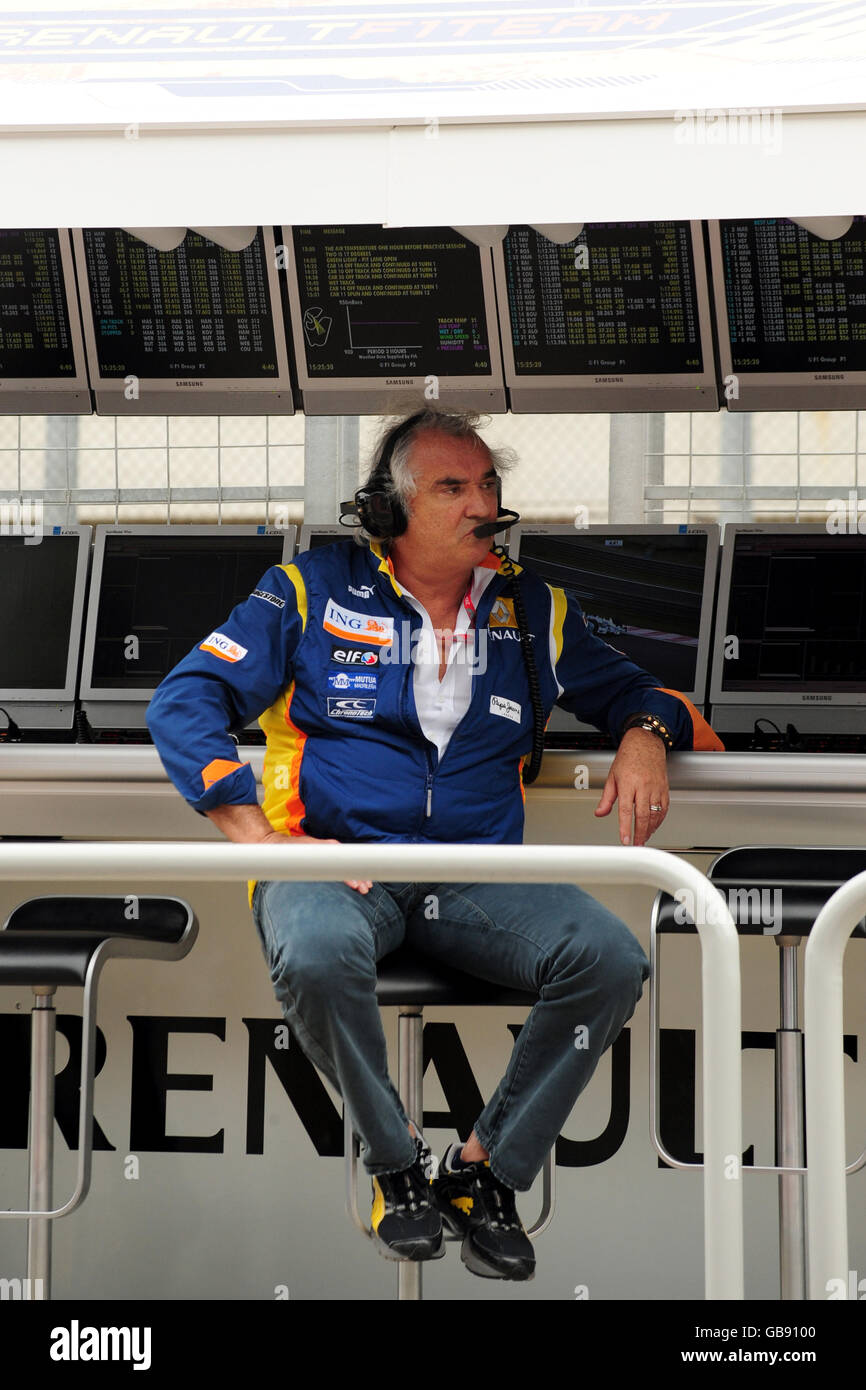 Formel-1-Motorsport - Großer Preis Von Brasilien - Übungsstunde - Interlagos. Flavio Briatore, Geschäftsführer des Renault F1 Teams Stockfoto
