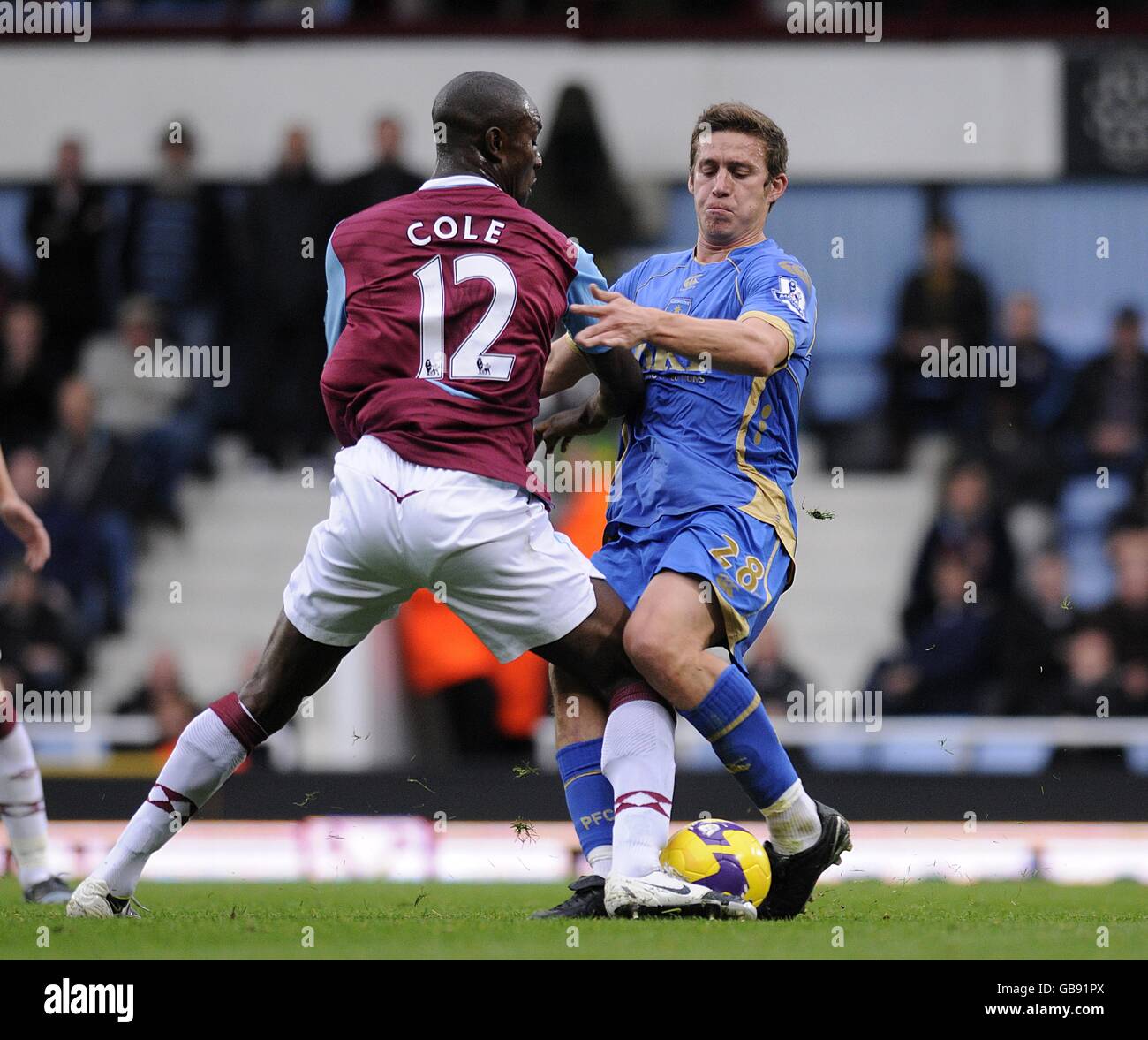 Fußball - Barclays Premier League - West Ham United V Portsmouth - Upton Park Stockfoto