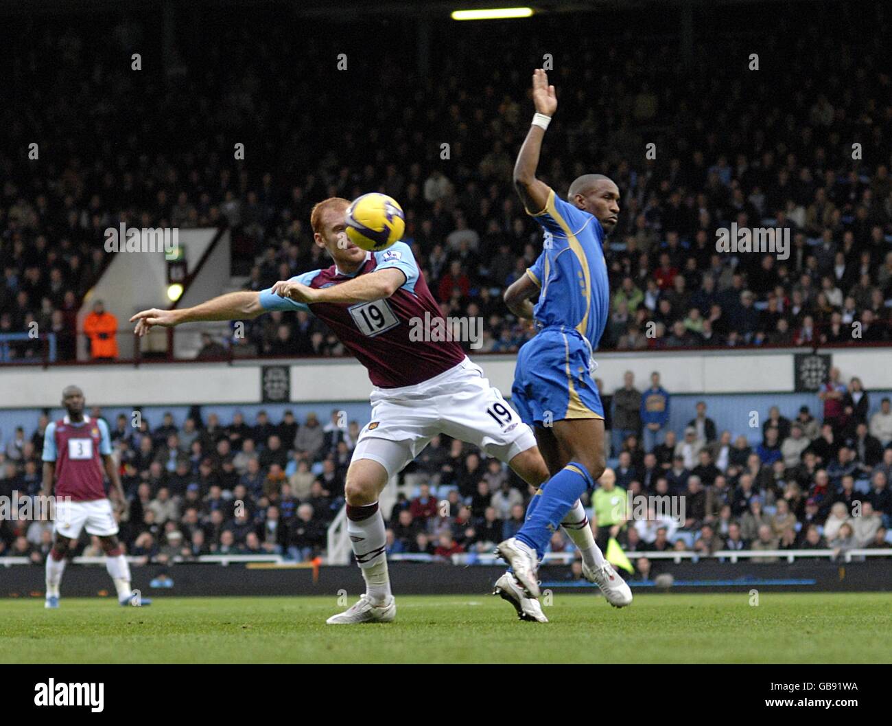 Fußball - Barclays Premier League - West Ham United V Portsmouth - Upton Park Stockfoto