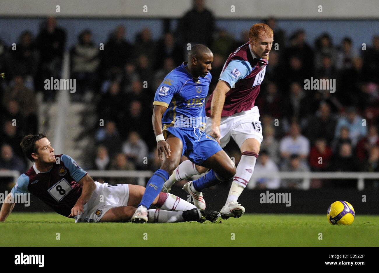 Fußball - Barclays Premier League - West Ham United V Portsmouth - Upton Park Stockfoto