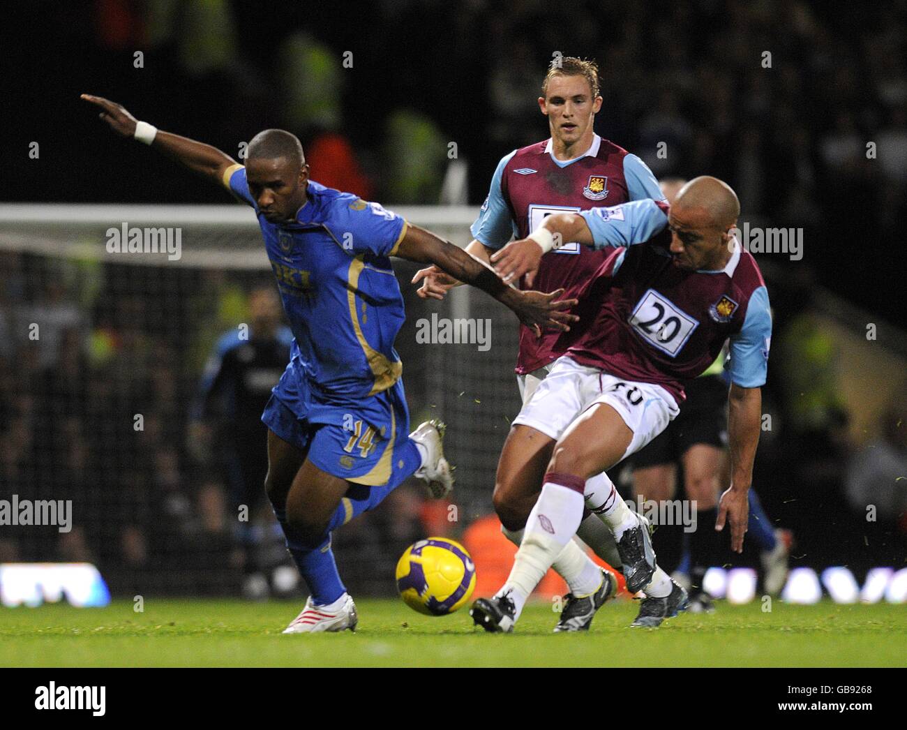 Fußball - Barclays Premier League - West Ham United V Portsmouth - Upton Park Stockfoto
