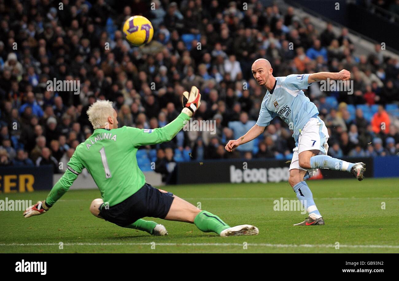 Fußball - Barclays Premier League - Manchester City gegen Arsenal - City of Manchester Stadium Stockfoto