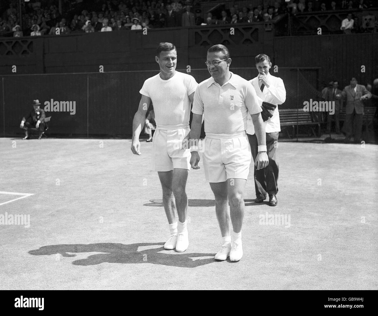 Tennis - Wimbledon Meisterschaften 1949 - All England Club - Herren Einzel Finale - Jaroslav Drobny V Ted Schroeder Stockfoto