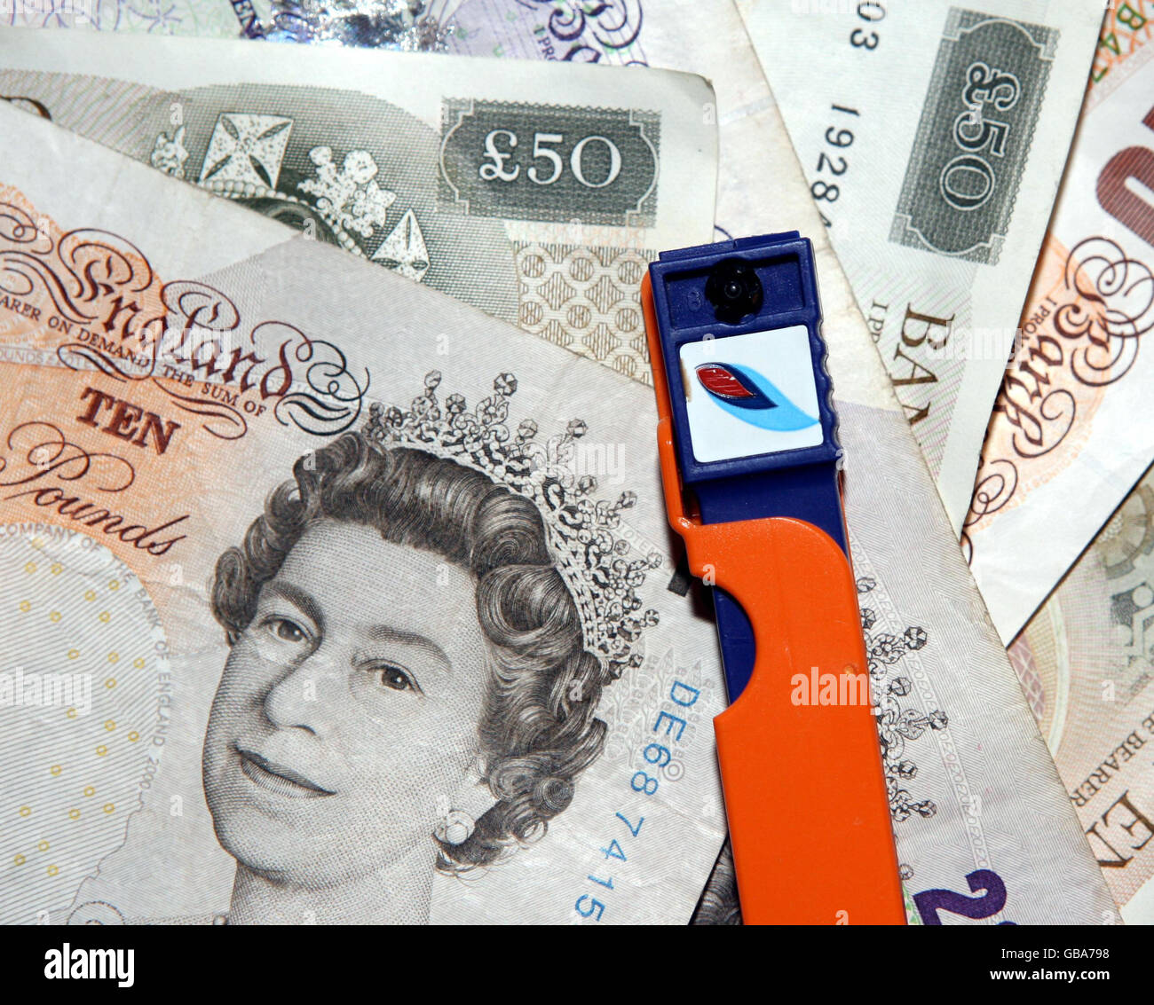 British Gas Pre Pay-Karte unter englischem Geld. Stockfoto