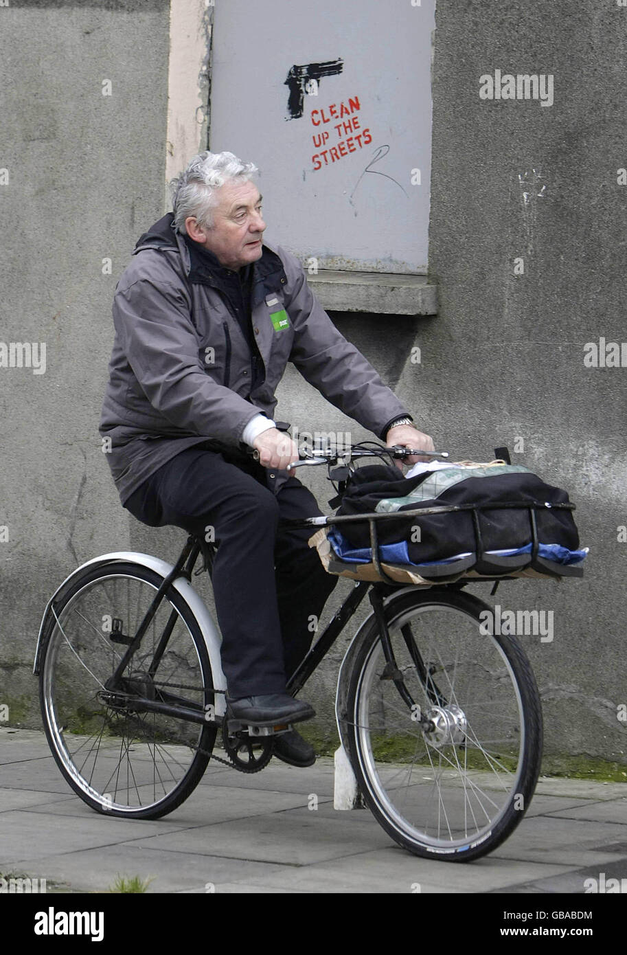 Putzen Sie die Straßen. Stock Foto von Graffiti in Dublin. Stockfoto