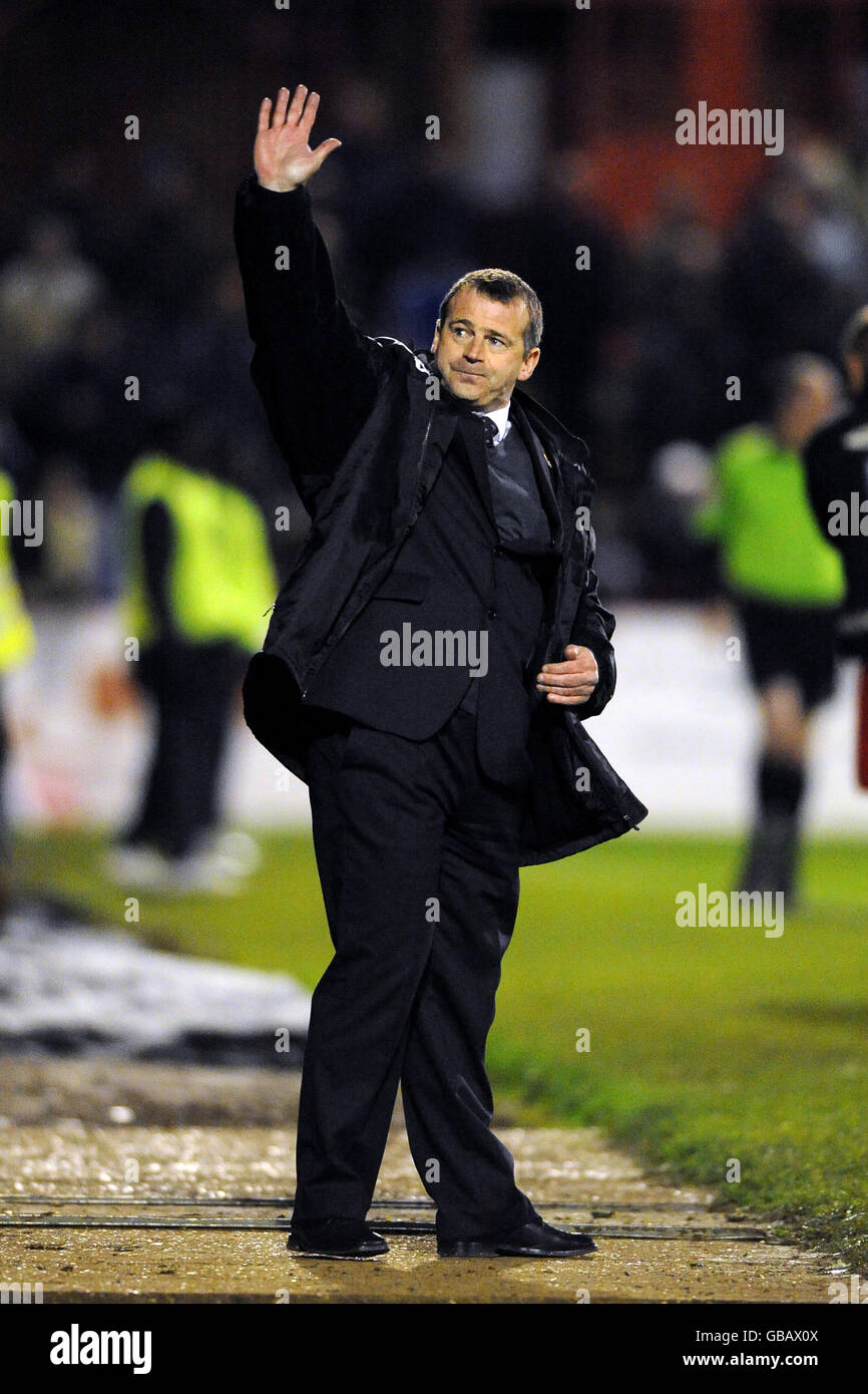 Fußball - FA Cup - Wiederspiel der zweiten Runde - Kettering Town / Notts County - Rockingham Road. Ian McParland, Manager von Notts County Stockfoto