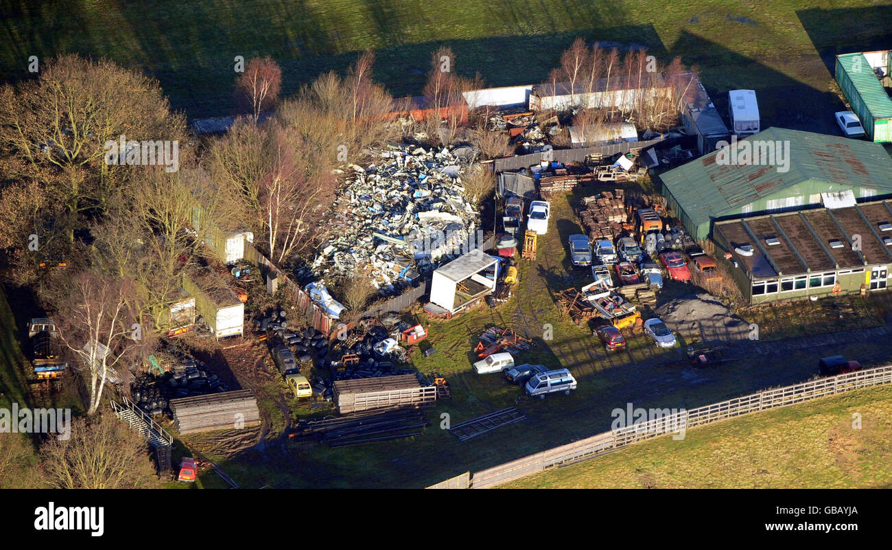 Eine Luftaufnahme, die einen Teil des Wracks von Pan am Flight 103 zeigt, der jetzt in der Ecke eines Bergungshofes in der Nähe von Tattershall, Lincolnshire, aufbewahrt wird. Stockfoto