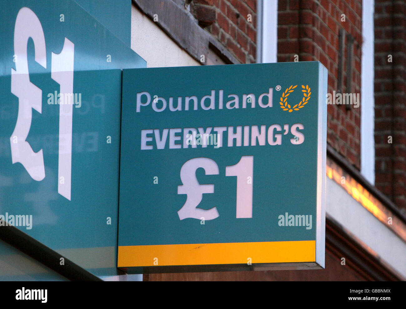 Umsätze steigen bei Poundland Stockfoto