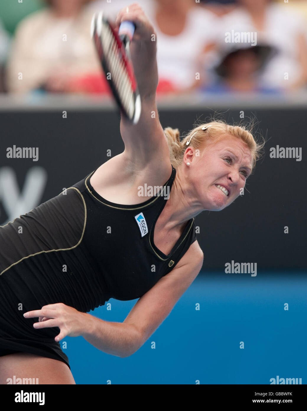 Die britische Elena Baltacha im Kampf gegen die französische Amelie Mauresmo während der Australian Open 2009 im Melbourne Park, Melbourne, Australien. Stockfoto