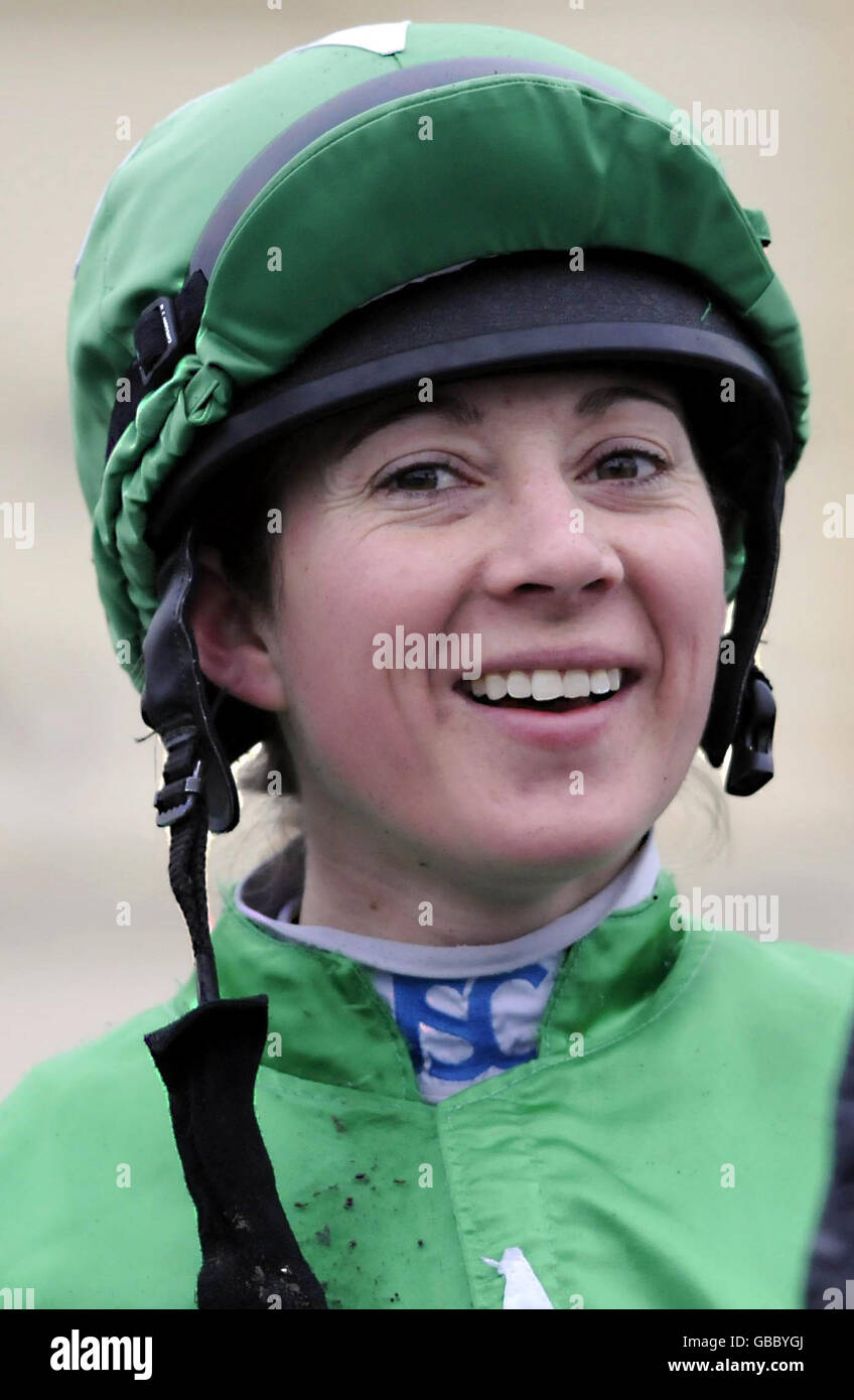 Jockey Hayley Turner auf der Lingfield Racecourse, Surrey. Stockfoto