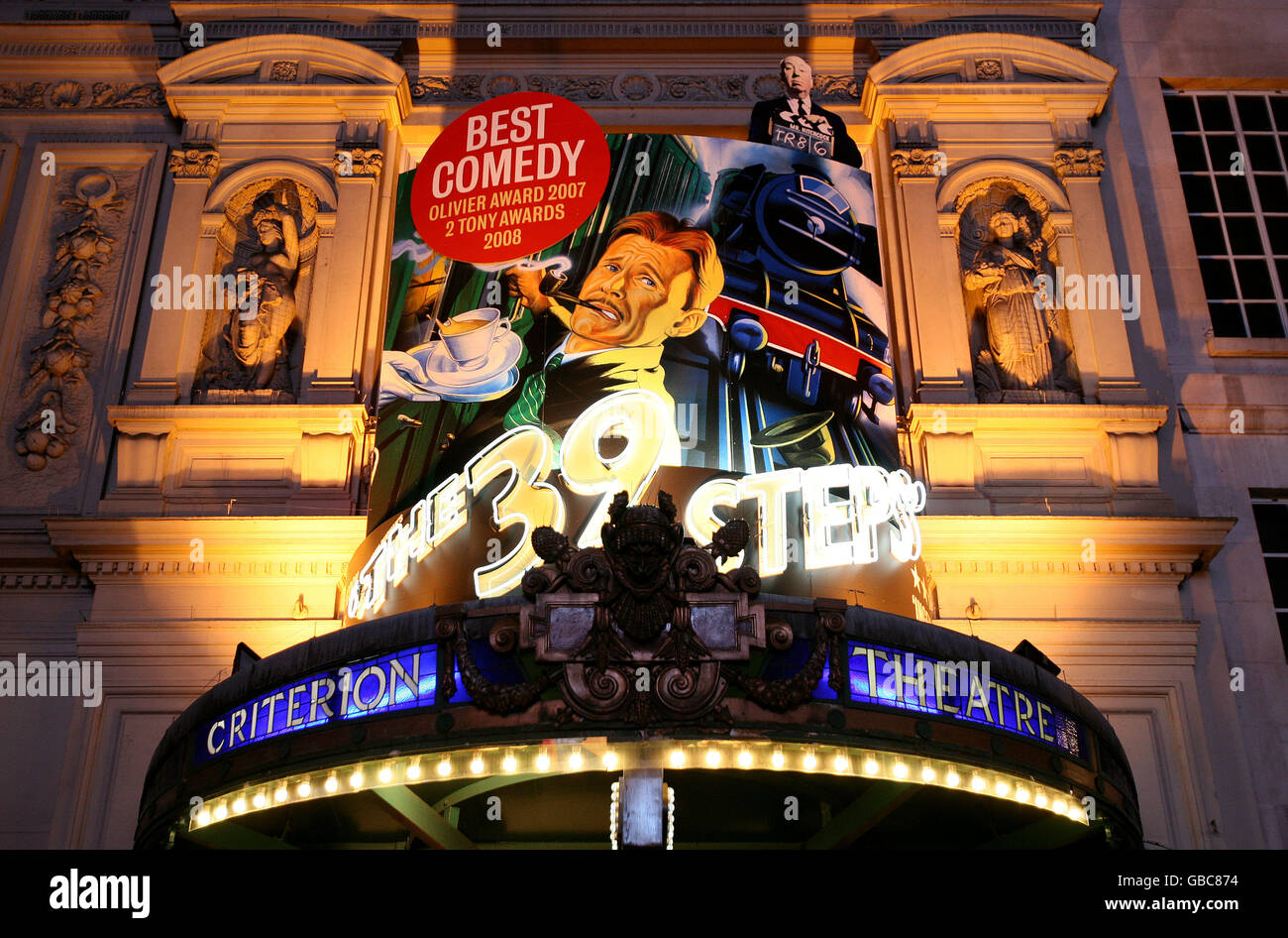 Gesamtansicht des Criterion Theatre in London, das derzeit die 39 Schritte zeigt. Stockfoto