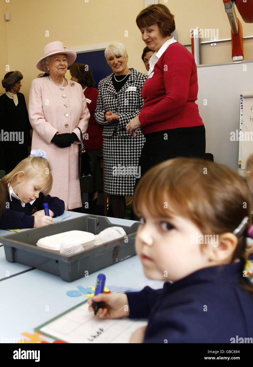 Die britische Königin Elizabeth II. besucht Norfolk Stockfoto