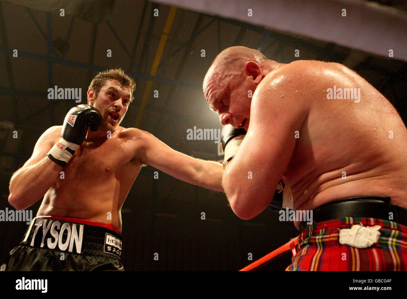 Boxen - britische Lightwight Title Fight - John Murray V Lee McAllister - Robin Park Centre Stockfoto