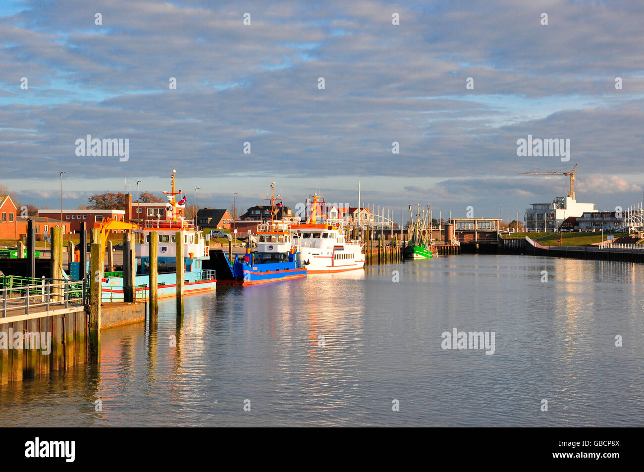 Fähranleger, Insel Fähre Bensersiel, Ost Friesland, Niedersachsen, Deutschland Stockfoto
