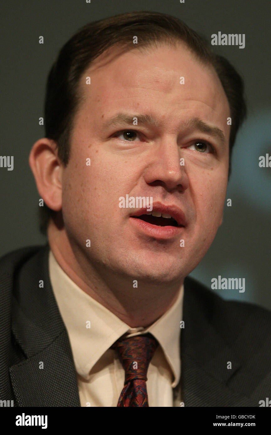 Jesse Norman, Autor und Kandidat der Konservativen Partei für Hereford und South Herefordshire, bei der Konferenz der Fabian Society „Fairness geschieht nicht zufällig“ am Imperial College, Kensington, London Stockfoto