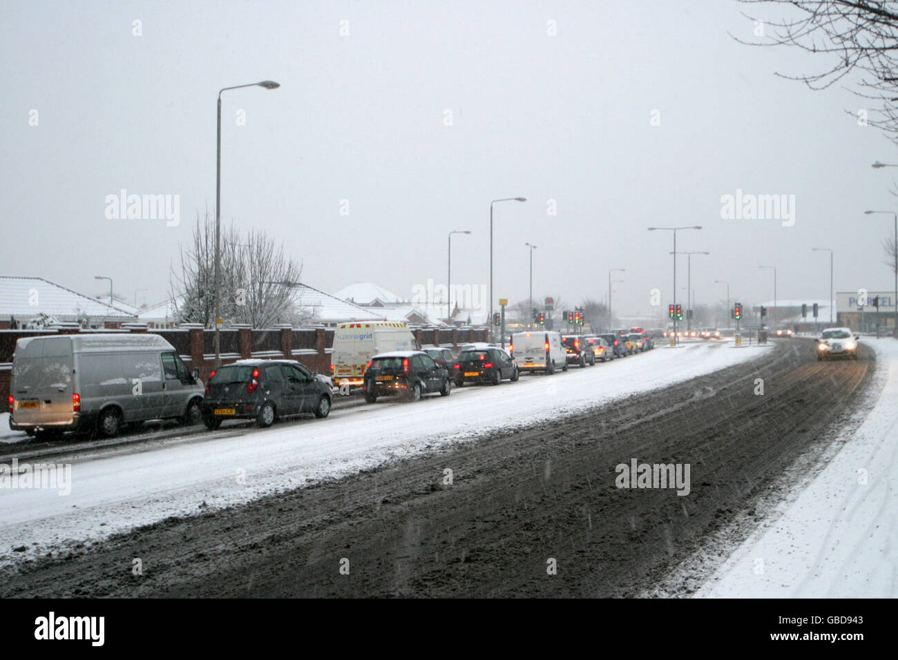 Pendler machen ihren Weg zur Arbeit in Toton, Nottinghamshire, als starken Schneefall trifft Teile des Vereinigten Königreichs. Stockfoto