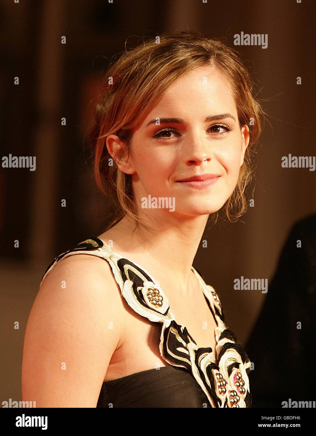 Emma Watson bei der Ankunft für die British Academy Film Awards 2009 im Royal Opera House in Covent Garden im Zentrum von London. Stockfoto