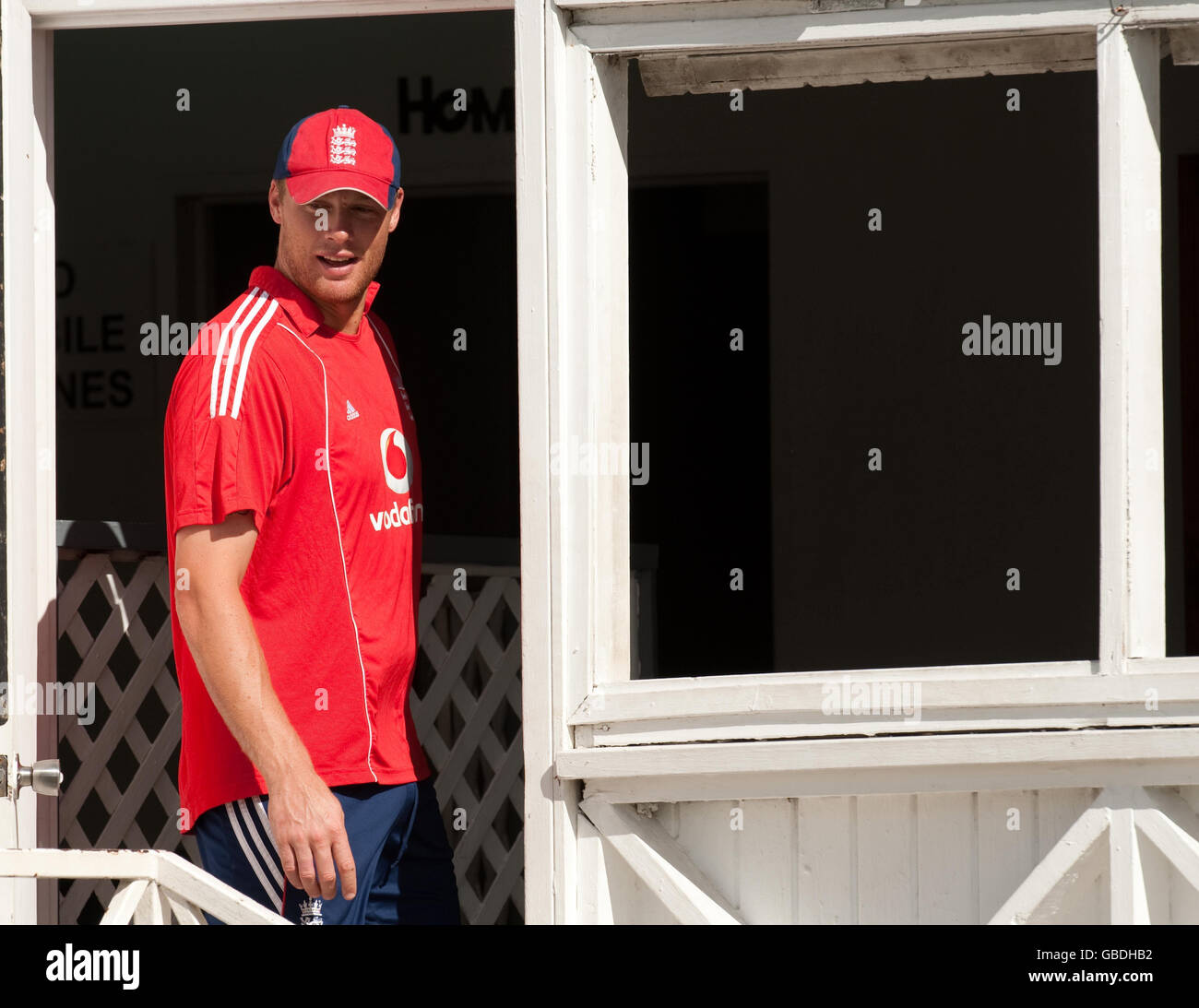 Andrew Flintoff aus England während einer Nets-Trainingseinheit im ARG-Stadion in North Sound, Antigua. Stockfoto