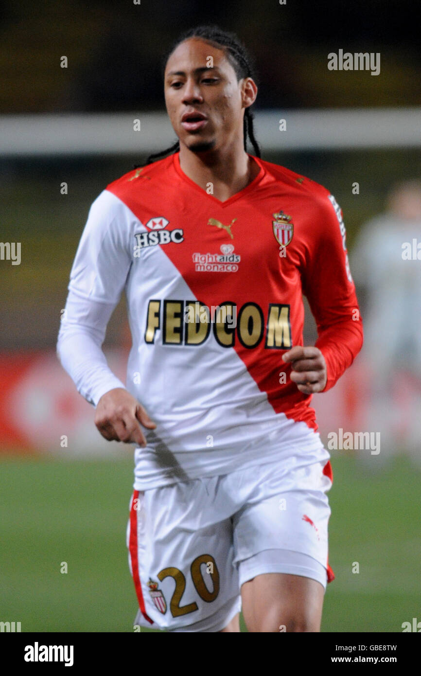 Fußball - Französische Premiere Division - Monaco / Grenoble - Stade Louis II. Juan Pablo Pino, Monaco Stockfoto