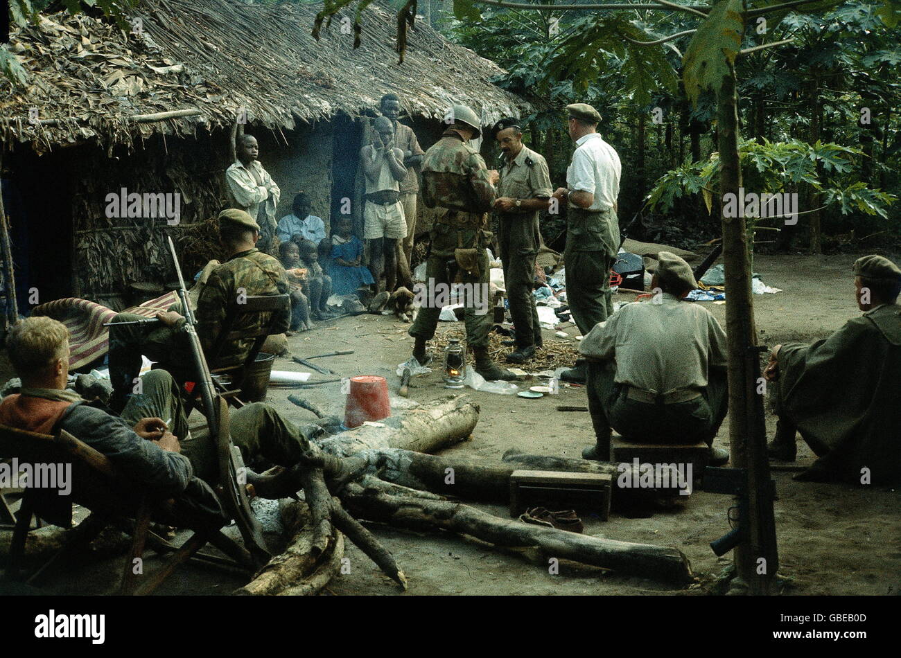 Geographie / Reisen, Kongo, Simba Aufstand 1964 - 1965, Söldnerlager, Dezember 1964, Zusatzrechte-Clearences-nicht vorhanden Stockfoto