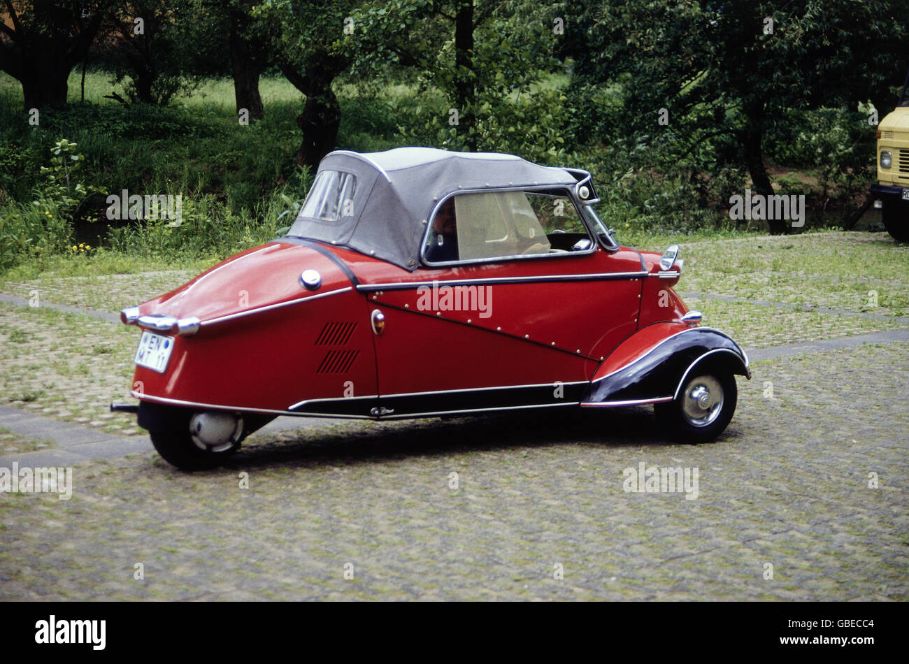 Transport / Transport, Auto, Fahrzeugvarianten, Messerschmitt, Bubble Car, 20. Jahrhundert, historisch, historisch, Minicar, Cabriolet, Cabriolet, Cabriolet, Cabriolet, Oldtimer, Oldtimer, Oldtimer, Oldtimer, Oldtimer, Additional-Rights-Clearences-not available Stockfoto