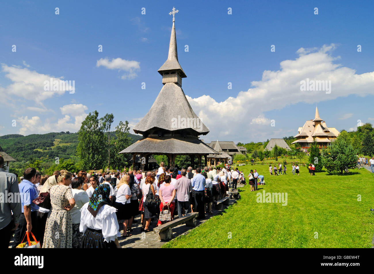Holzkirche, Besucher, Barsana, Kloster, Maramures, Rumänien Stockfoto