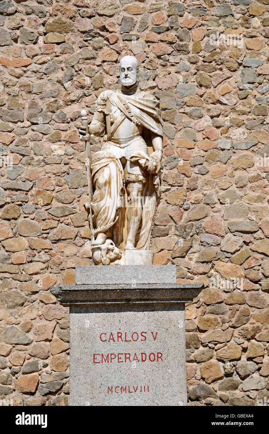 Statue von Kaiser Carlos V, Bisagra Tor, City gate, Toledo, Kastilien-La Mancha, Spanien Stockfoto