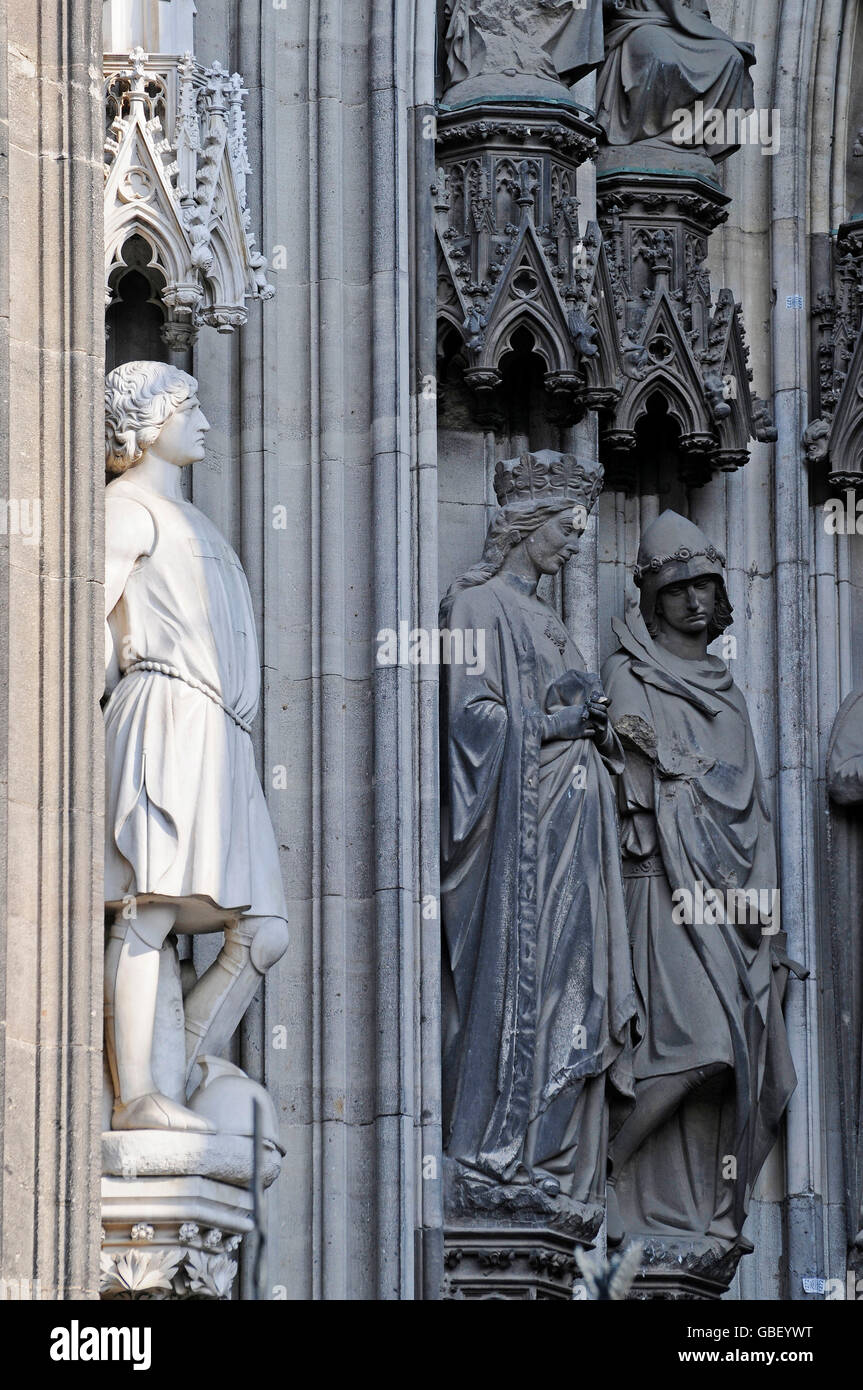 Statuen, Skulpturen, Fassade, Kölner Dom, Köln, Koeln, Rheinland, Nordrhein-Westfalen, Deutschland / Köln Stockfoto
