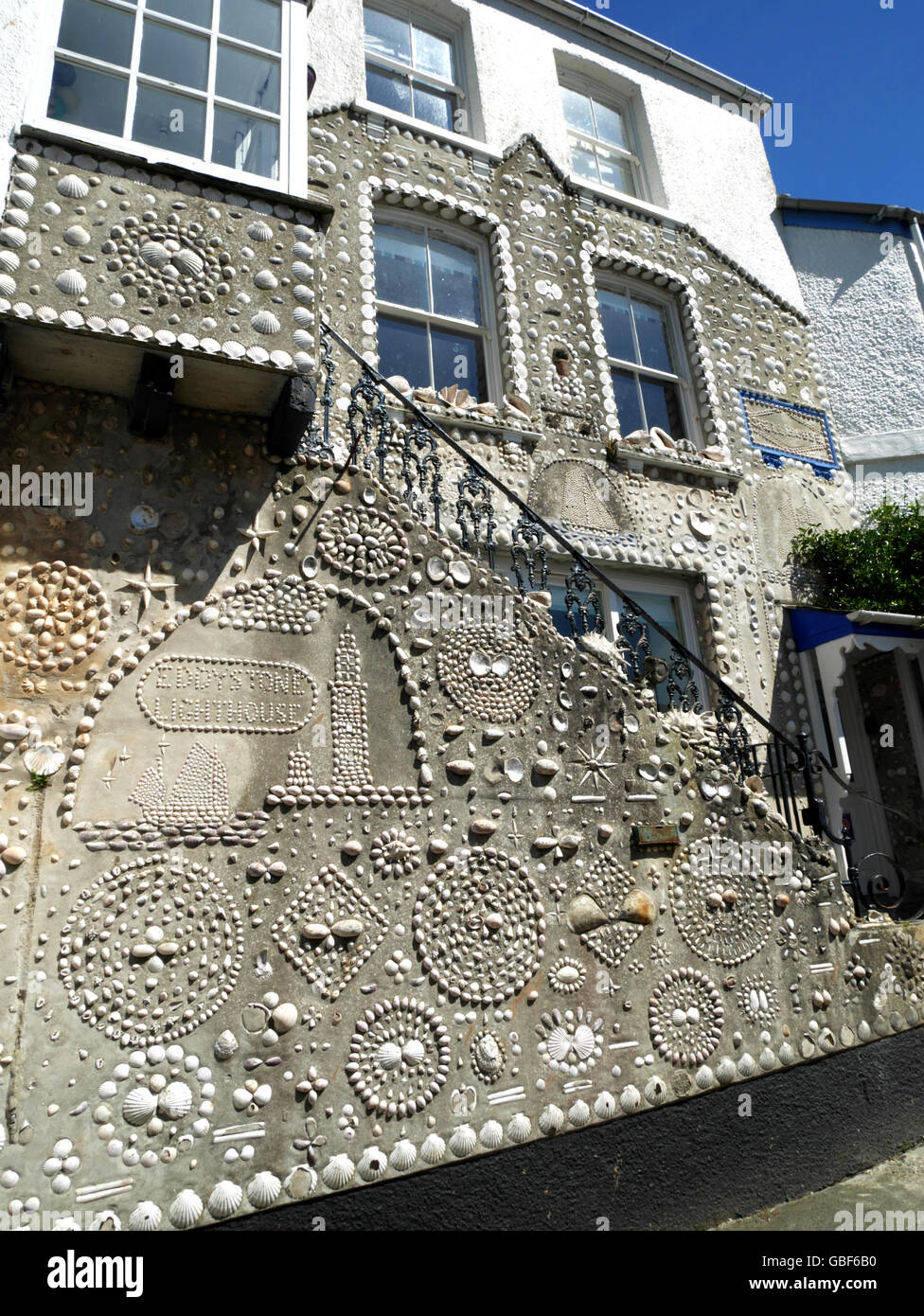 Haus der Muscheln, Polperro, Cornwall. Stockfoto