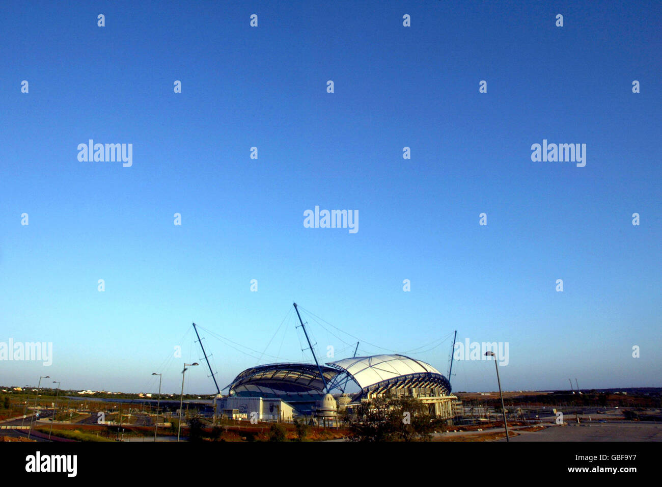 Fußball - Europameisterschaften 2004 - Portugal - Stadien. Eine Gesamtansicht des Algarve-Stadions, Faro Stockfoto