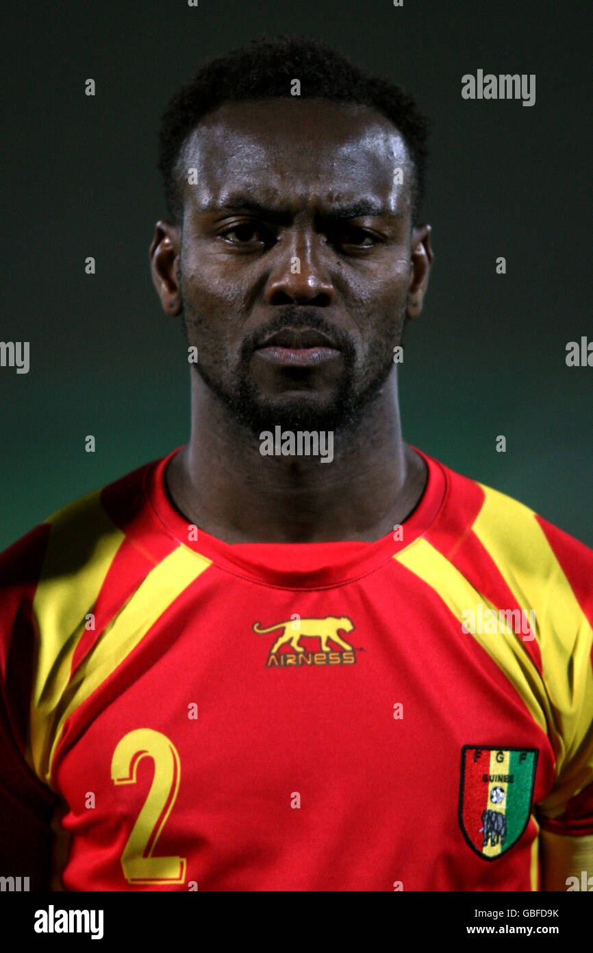 Fußball - internationale Freundschaftsspiele - Kamerun V Guinea - Stade Robert Bobin Stockfoto