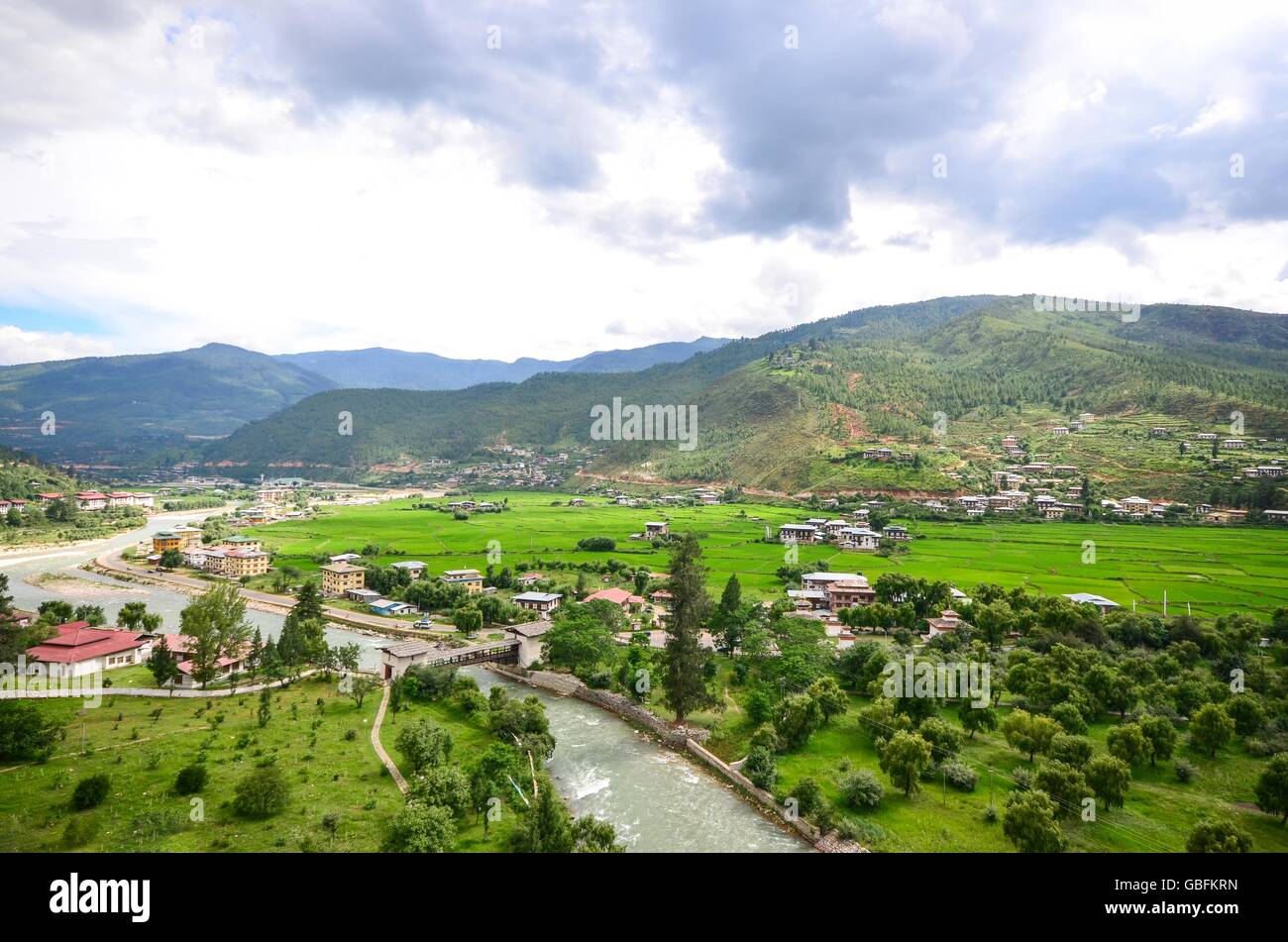 Luftaufnahme des Tales Paro in Bhutan Stockfoto
