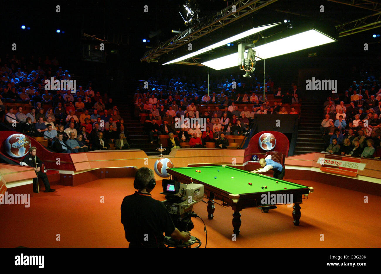 Snooker - Embassy World Championship 2004. Graeme Dott im Kampf gegen Matthew Stevens Stockfoto