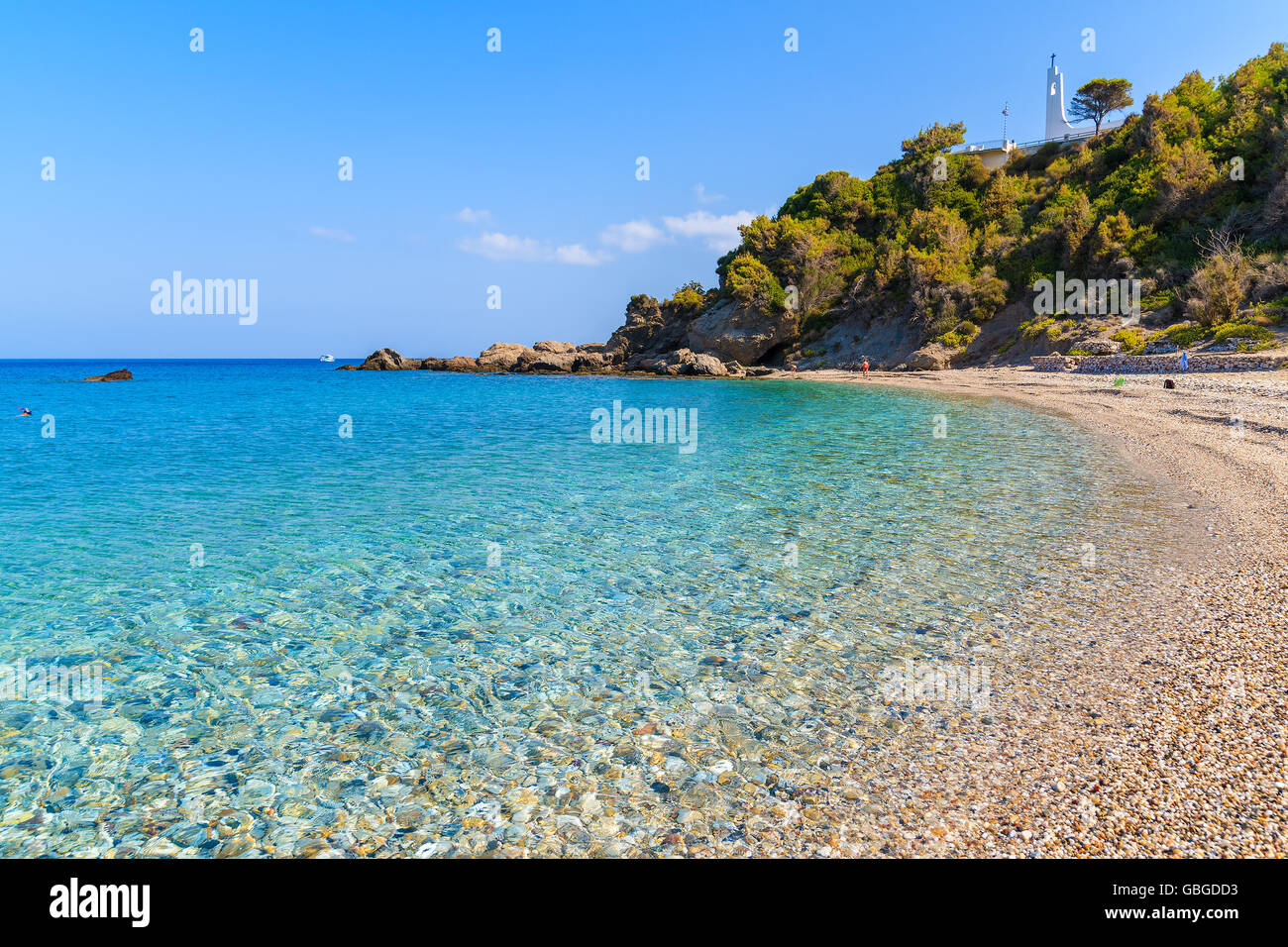 Potami-Traumstrand mit türkisfarbenem kristallklarem Wasser, Insel Samos, Griechenland Stockfoto