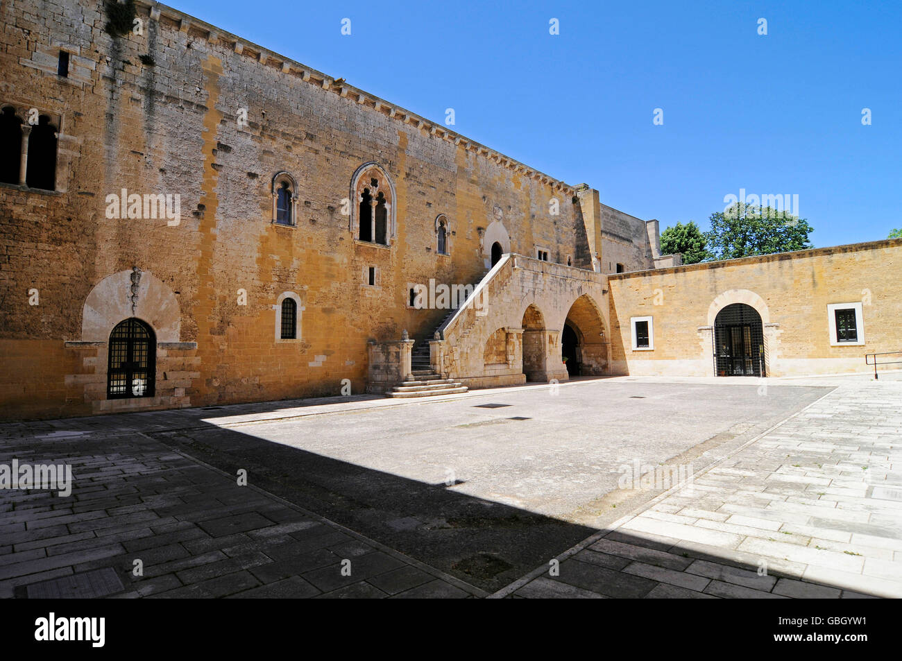 Castello Normanno Svevo, Nationales Archäologisches Museum, Schloss, Gioia del Colle, Provinz Bari, Apulien, Italien Stockfoto