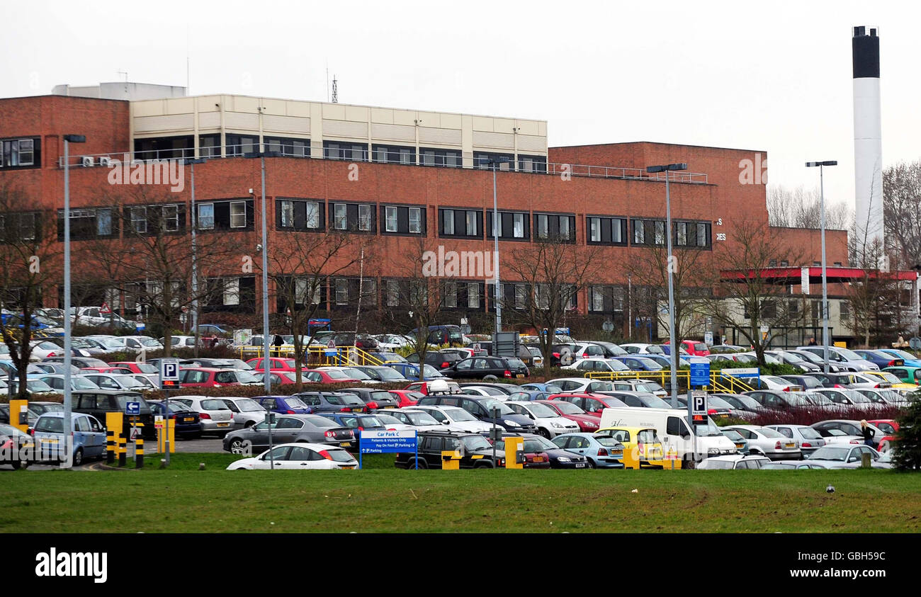 Eine allgemeine Ansicht des Stafford General Hospital nach einem vernichtenden Bericht heute über eine abnorme Anzahl von Todesfällen im Krankenhaus. Ein NHS Trust hatte ein "Hocking" und "entsetzlich" System für die Versorgung von Patienten, die zu A & E zugelassen wurden, sagte heute ein Bericht. Stockfoto