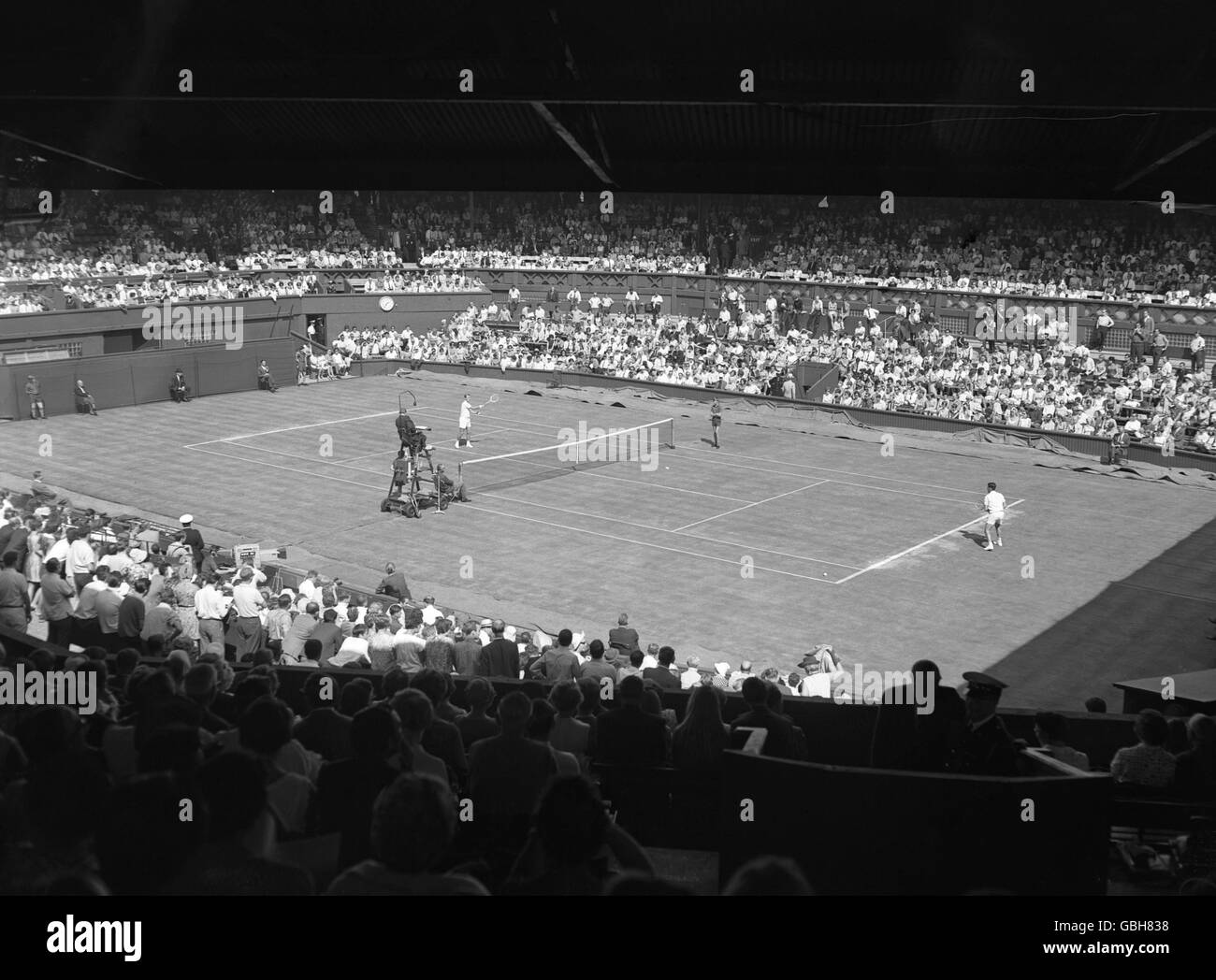Tennis - Welt Profi-Tennis-Turnier - Semi Final - Ken Rosewall V Lew Hoad - Wimbledon Stockfoto