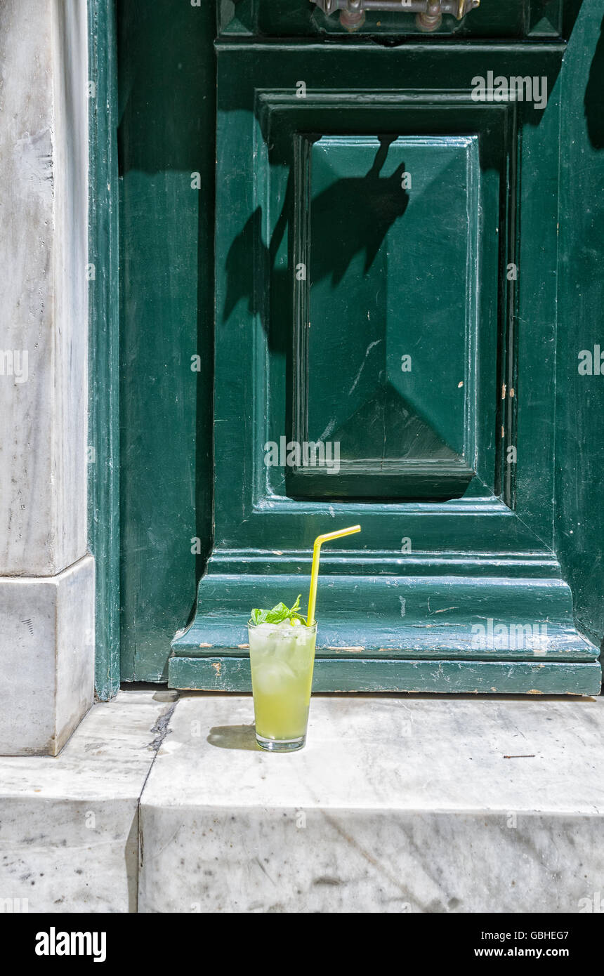 Griechische limonade -Fotos und -Bildmaterial in hoher Auflsung  Alamy