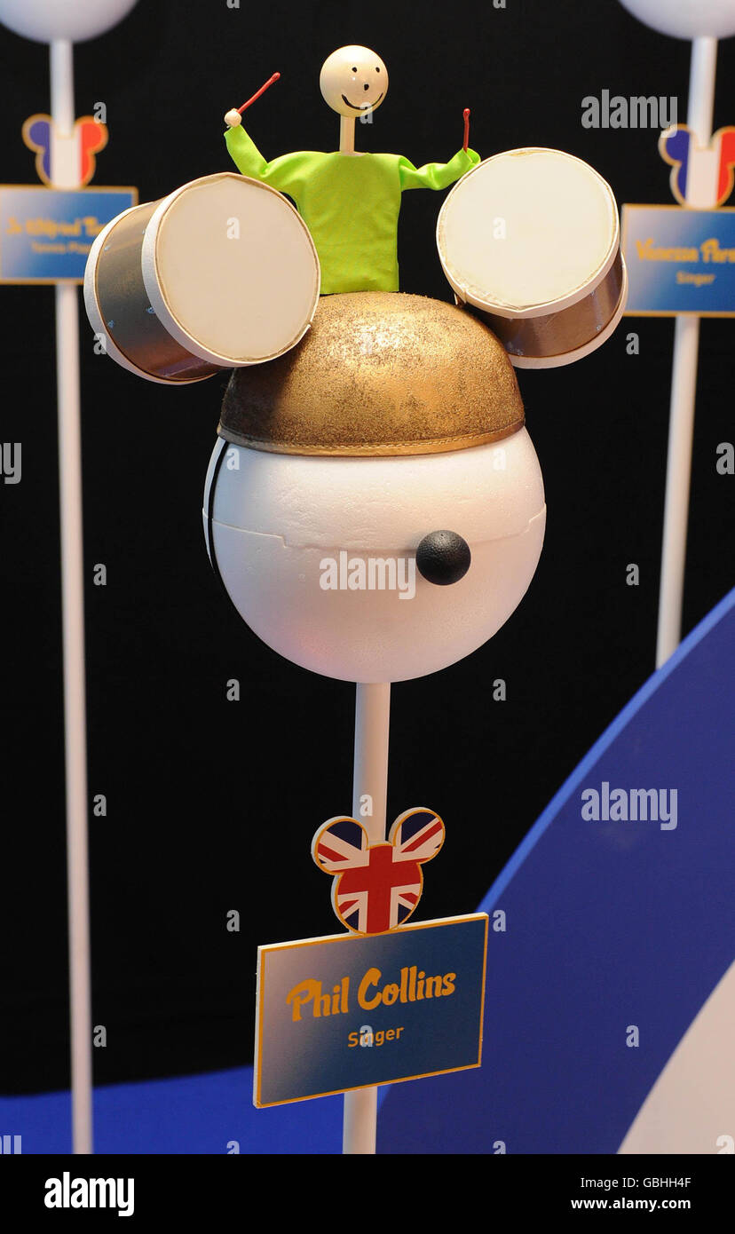 Mickey Mouse Ears entworfen von Phil Collins auf der neuen Mickey Ears Ausstellung in der Art of