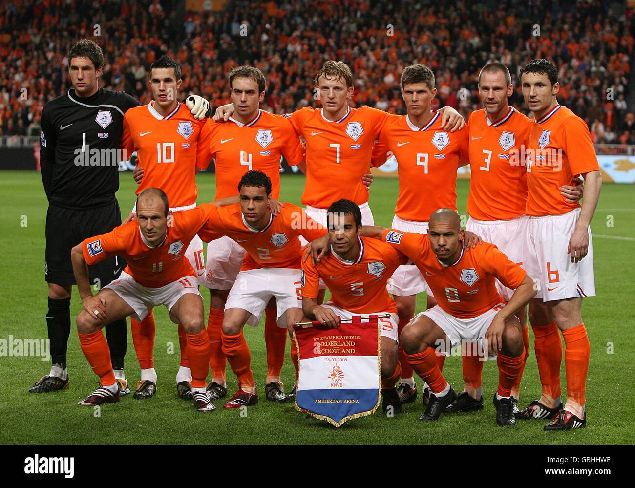 Fußball - FIFA Fußball-Weltmeisterschaft 2010 - Qualifikationsrunde - Gruppe neun - Holland gegen Schottland - Amsterdam Arena. Das Holland Team posiert vor dem Anpfiff für ein Gruppenfoto Stockfoto
