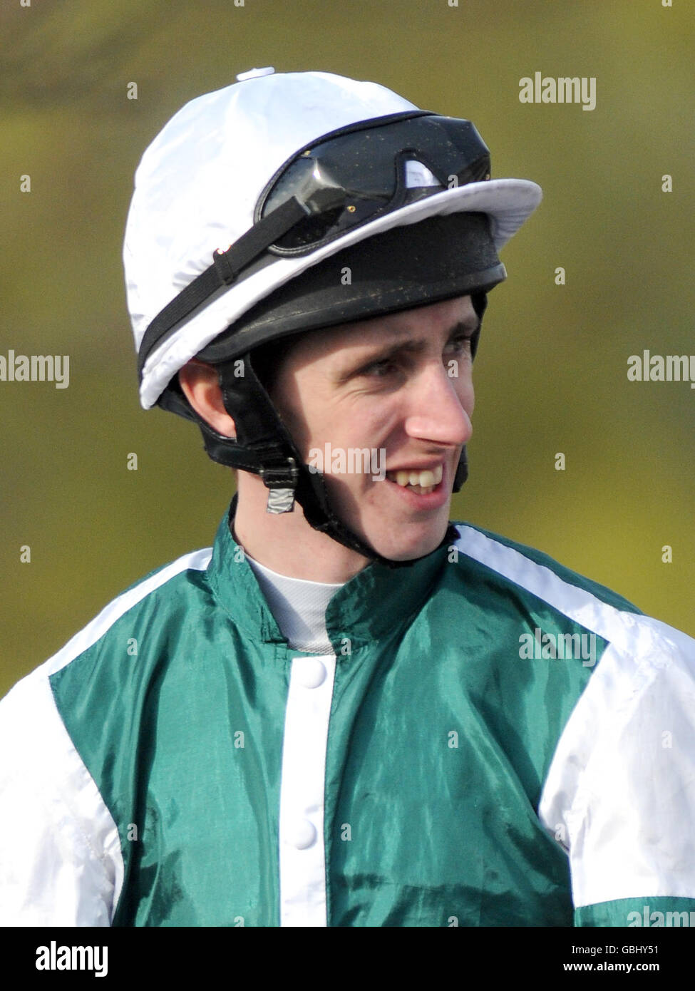 Pferderennen - Rennbahn Kempton Park. Jockey George Baker Stockfoto