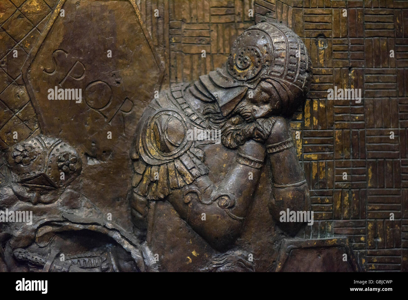 Florenz. Italien. Die Kanzel der Auferstehung (1460-1465) von Donatello, in der Basilika von San Lorenzo. Stockfoto