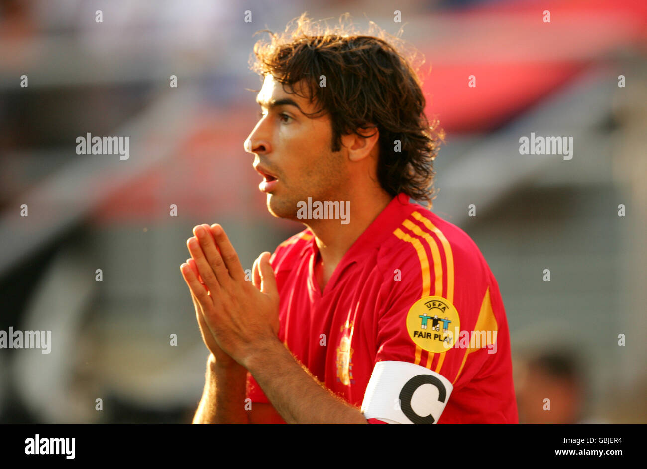 Fußball - UEFA-Europameisterschaft 2004 - Gruppe A - Spanien - Russland. Raul, Spanien Stockfoto