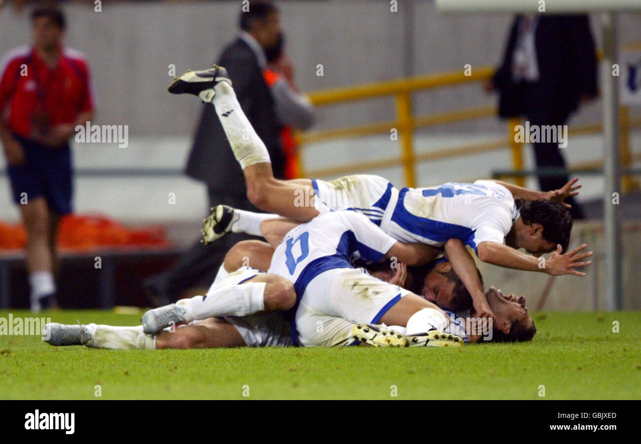 Die Spieler aus Griechenland feiern den Sieg über frankreich und die Qualifikation in die Halbfinale Stockfoto