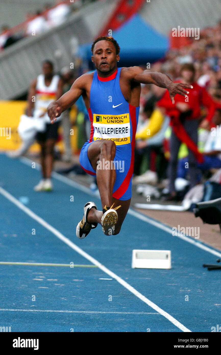 Leichtathletik - Norwich Union Super Grand Prix - Gateshead. Der französische Karl Taillepierre in Aktion beim Männer-Dreisprung Stockfoto