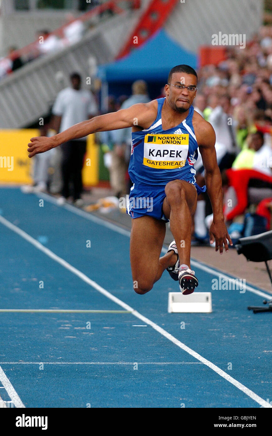 Leichtathletik - Norwich Union Super Grand Prix - Gateshead. Der Franzose Julien Kapek in Aktion beim Männer-Dreisprung Stockfoto