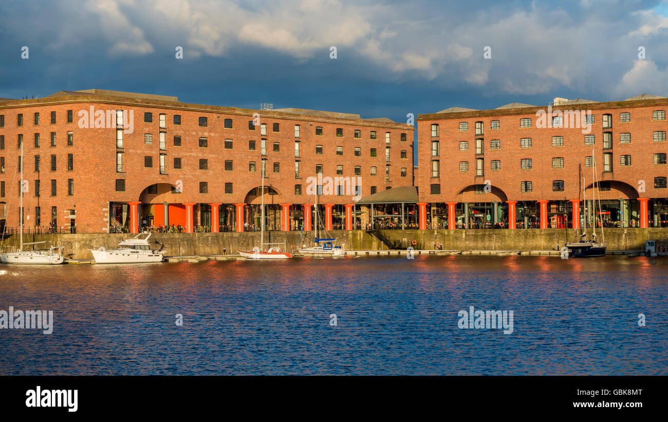 Albert Dock Abend leichte Pier Head Liverpool UK Stockfoto