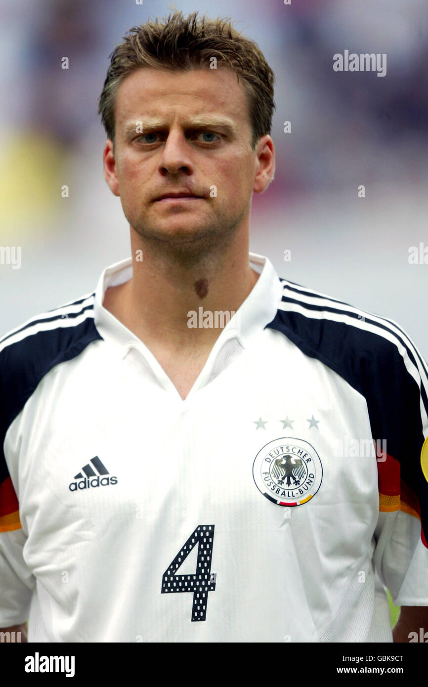 Fußball - UEFA-Europameisterschaft 2004 - Gruppe D - Deutschland / Tschechische Republik. Christian Worns, Deutschland Stockfoto