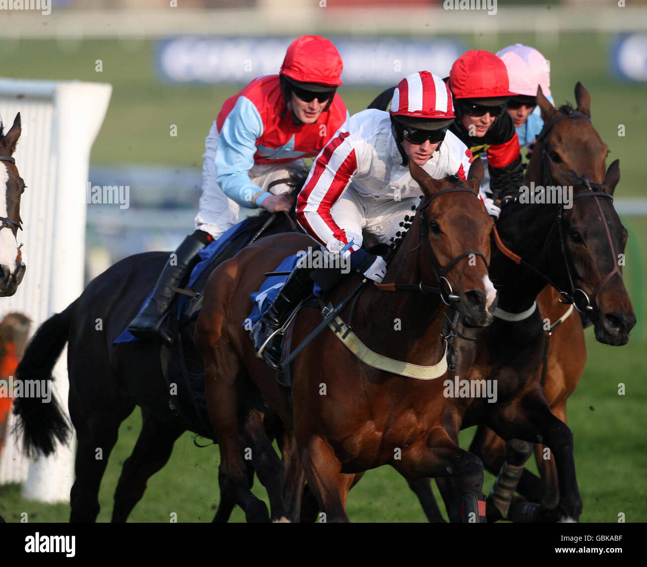 Solway Sunset unter Ewan Whillians (hinten, links) kämpft in den frühen Stadien hinter der Smarties Party unter Paul Benson (Mitte), The Shy man ridled by Edward Cookson and Annibale Caro ridled by Ryan Mania (right) in the West Sound Conditional Jockeys' Handicap Hurdle during Day One of the Coral Scottish Grand National Festival at Ayr Racecourse, Ayr. Stockfoto